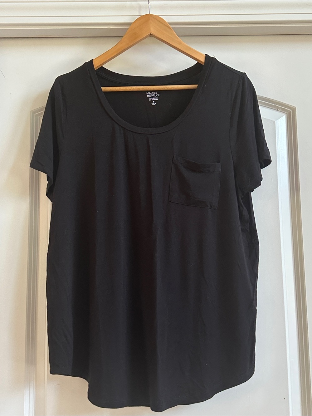 Market & Spruce Black Short Sleeve Pocket Tee